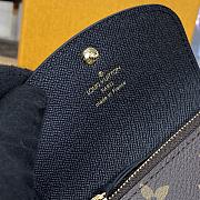 Louis Vuitton LV Brown Wallet Size 12 x 9.5 x 1.5 cm - 3