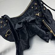 Balenciagale Cagole XS Velvet Bow Shoulder Bag Black Size 26 x 16 x 9.9 cm - 2