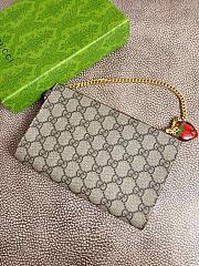 Gucci Wrist Wallet With Double G Strawberry Size 20 x 13.5 x 2 cm - 6
