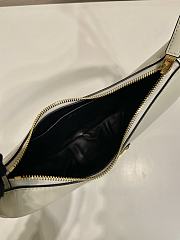 Prada Leather Shoulder Bag 1BC194 White Size 22.5 x 18.5 x 6.5 cm - 6