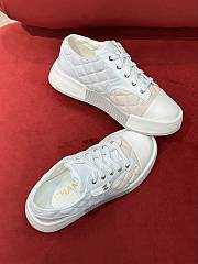 Chanel Sneakers 15 - 6