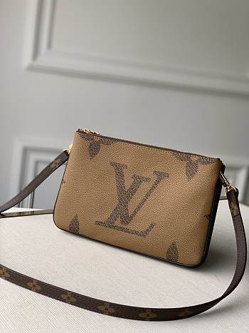 Louis Vuitton LV Double Zip Pochette M69203 Size 20 x 12.5 x 3 cm