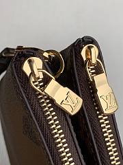 Louis Vuitton LV Double Zip Pochette M69203 Size 20 x 12.5 x 3 cm - 3