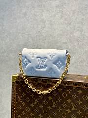 Louis Vuitton LV M81398 Wallet On Strap Bubblegram Blue Size 20 x 12 x 6 cm - 3