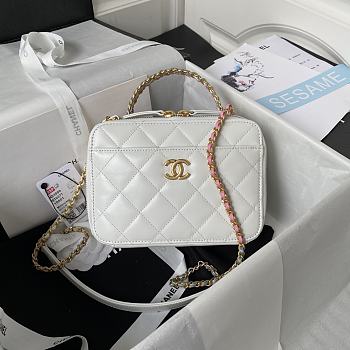 Chanel Vanity Top Handle White Size 19 x 14 x 8.5 cm