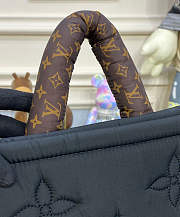 Louis Vuitton Pillow Backpack M58981 Size 39 x 46 x 3 cm - 5