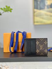 Louis Vuitton LV Card Wallet Monogram Size 11 x 7 x 0.6 cm - 4