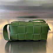 Botega Venata Brick Cassette Underarm Bag Size 23.5 x 10 x 20 cm - 4