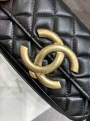 Chanel Vintage Baguette Bag Black Size 17.5 x 10 x 6 cm - 2