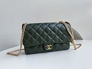 Chanel CF Flap Bag Dark Green Size 16 x 25 x 10 cm - 1