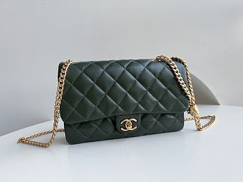 Chanel CF Flap Bag Dark Green Size 16 x 25 x 10 cm