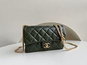 Chanel CF Flap Bag Dark Green Size 14 x 22 x 8 cm - 1
