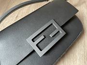 Fendi Baguette Phone Pouch Black Patent Size 19 x 14 x 4 cm - 3
