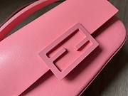 Fendi Baguette Phone Pouch Pink Patent Size 19 x 14 x 4 cm - 6