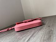 Fendi Baguette Phone Pouch Pink Patent Size 19 x 14 x 4 cm - 5