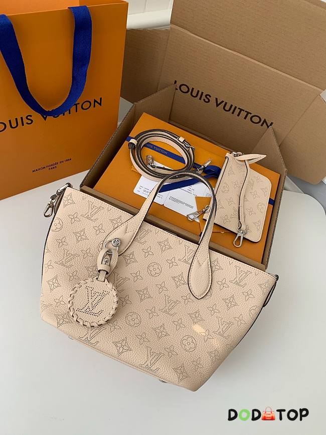 Louis Vuitton LV Blossom PM M21909 Cream Size 20 x 20 x 12.5 cm - 1