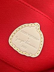 Louis Vuitton M81895 LV x YK Cosmetic Pouch Size 17 x 12 x 6 cm - 3