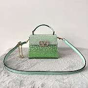 Valentino Garavani Small Vsling Crystal-Embellished Green Size 19 x 13 x 9 cm - 4
