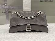 Balenciaga Crush Medium Chain Bag Grey Size 25 x 15 x 9.5 cm - 1
