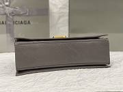 Balenciaga Crush Medium Chain Bag Gold Grey Size 25 x 15 x 9.5 cm - 5