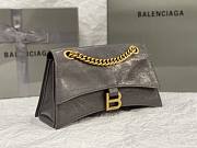 Balenciaga Crush Medium Chain Bag Gold Grey Size 25 x 15 x 9.5 cm - 3