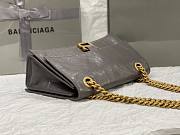 Balenciaga Crush Medium Chain Bag Gold Grey Size 25 x 15 x 9.5 cm - 2