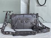 Balenciaga XS Le Cagole Leather Bag Grey Size 24 x 14 x 5 cm - 4
