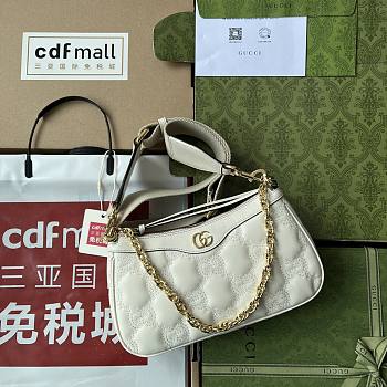 Gucci GG Matelassé Handbag White Size 25 x 15 x 8 cm