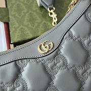 Gucci GG Matelassé Handbag Grey Size 25 x 15 x 8 cm - 3