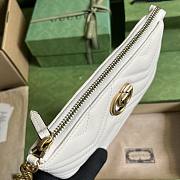 Gucci White GG Marmont Matelassé Mini Chain Bag Size 22 x 13 x 3.5 cm - 6