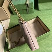 Gucci Beige GG Marmont Matelassé Mini Chain Bag Size 22 x 13 x 3.5 cm - 6