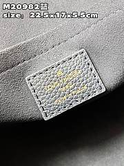 Louis Vuitton LV M20982 MyLockMe Chain Bag Size 22.5 x 17 x 5.5 cm - 3