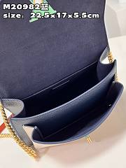 Louis Vuitton LV M20982 MyLockMe Chain Bag Size 22.5 x 17 x 5.5 cm - 2
