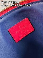 Louis Vuitton LV Coussin Small Handbag M21773 Rose Red Size 26 x 20 x 12 cm - 5