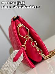 Louis Vuitton LV Coussin Small Handbag M21773 Rose Red Size 26 x 20 x 12 cm - 4