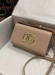 Dolce & Gabbana DG Small Leather Crossbody Bag Pink Size 21 x 14 x 5 cm - 3