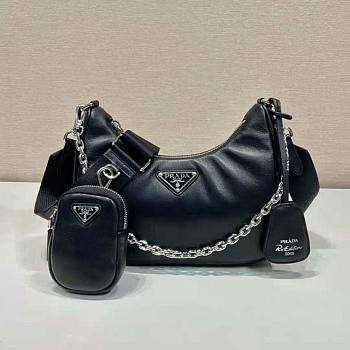 Prada Padded Nappa-Leather Re-Edition 2005 Shoulder Bag Black Size 18 x 6.5 x 22 cm