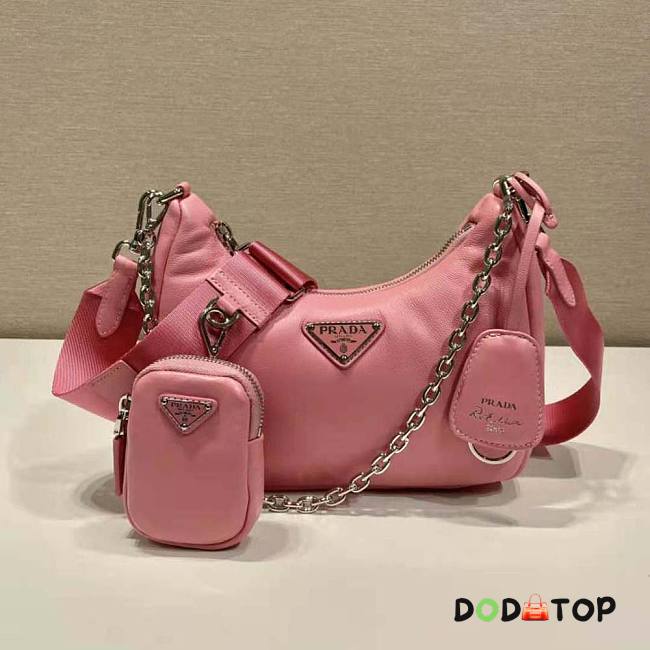 Prada Padded Nappa-Leather Re-Edition 2005 Shoulder Bag Pink Size 18 x 6.5 x 22 cm - 1
