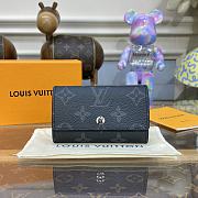Louis Vuitton LV 6 Key Card Holder Size 10 x 5 x 7 cm - 1