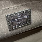Louis Vuitton LV M81828 Lexington Pouch Size 21.5 x 13 x 5.5 cm - 4
