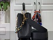 Louis Vuitton LV Capucines BB Handbag M21641 Black Size 27 x 18 x 9 cm - 4