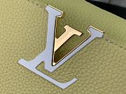Louis Vuitton LV Capucines Medium Handbag M21652 Yellow Size 31.5 x 20 x 11 cm - 3