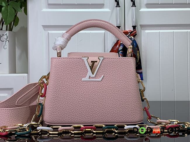 Louis Vuitton LV Capucines Mini Handbag M21798 Pink Size 21 x 14 x 8 cm - 1