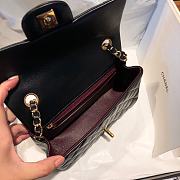 Chanel Flap Bag Lambskin Black Size 20 x 6.5 x 12 cm - 2