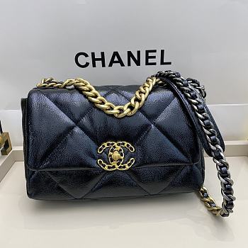 Chanel 19 Shiny Calfskin Black Size 26 x 9 x 16 cm