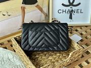 Chanel Flap Bag V Pattern Caviar Black Bag Size 20 cm - 3
