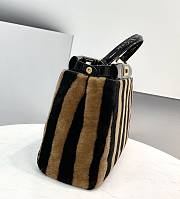 Fendi Peekaboo Iconic Brown Bag Size 33 cm - 3