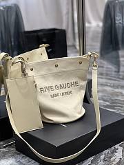 YSL Rive Gauche Bucket Bag Cream Size 20 x 30 x 28.5 cm - 1