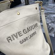 YSL Rive Gauche Bucket Bag Cream Size 20 x 30 x 28.5 cm - 2