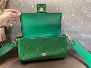 Fendi Baguette Crystals And Leather Bag Green Size 27 x 15 x 6 cm - 2